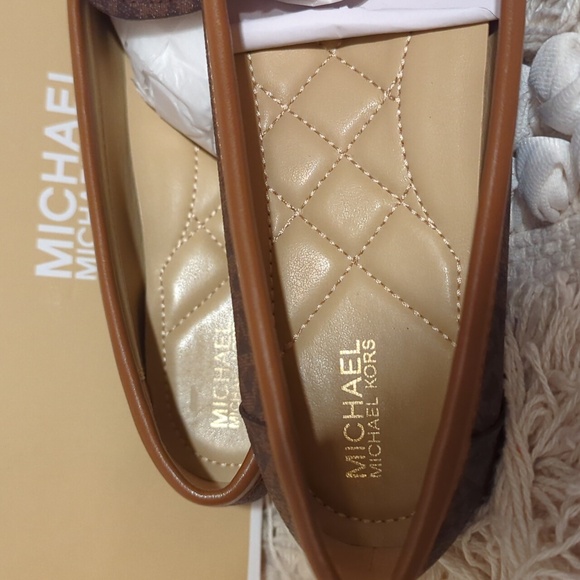 Michael Kors NIB Moccasin 8.5 Brown - Picture 6 of 8